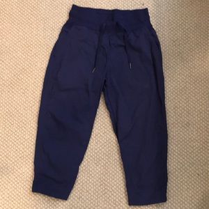 Lululemon athletica Crop relaxed pants